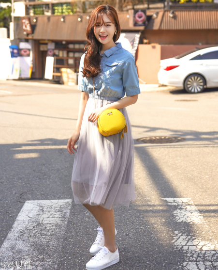 夏天穿什么樣的連衣裙好看？夏季連衣裙穿搭推薦