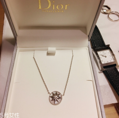 項鏈發(fā)黑怎么清洗？項鏈發(fā)黑清洗方法