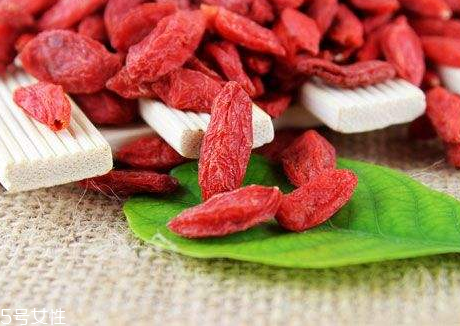 枸杞是發(fā)物嗎？枸杞屬于發(fā)物嗎？