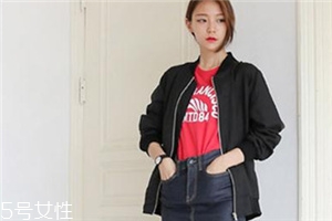 紅色t恤衫配什么外套？紅色t恤搭配外套技巧