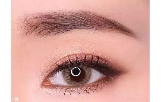 張韶涵眼影什么牌子 張韶涵同款眼影 張韶涵眼影什么牌子 張韶涵同款眼影