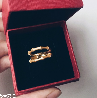 戒指可以戴大拇指嗎？戒指能不能戴在大拇指