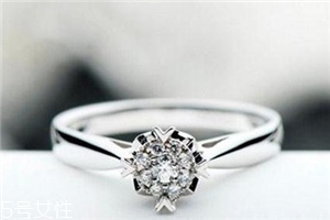 戒指會(huì)越戴越松嗎？戒指會(huì)不會(huì)越戴越大？