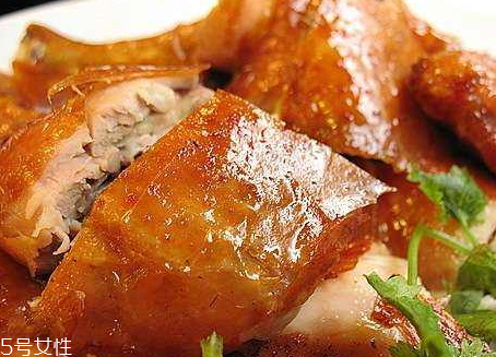 常熟叫花雞多少錢(qián)一只 常熟叫花雞是是哪里的