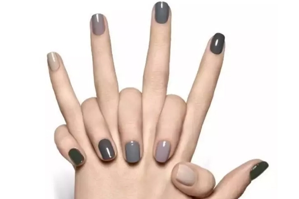 莫蘭迪色美甲圖片 莫蘭迪色美甲款式大全 莫蘭迪色美甲圖片 莫蘭迪色美甲款式大全