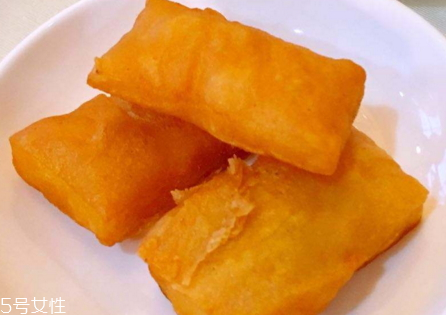 炸咯吱是用什么做的 炸咯吱是哪里的小吃 炸咯吱是用什么做的 炸咯吱是哪里的小吃