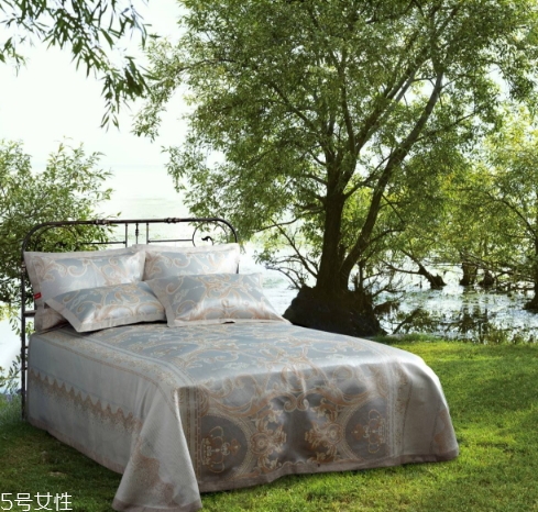 冰絲和莫代爾哪個好？冰絲和莫代爾區(qū)別