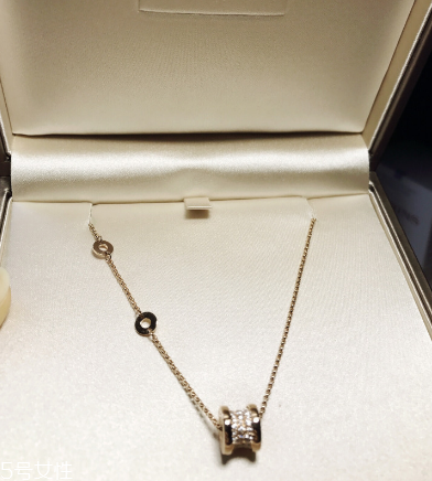 寶格麗彈簧項(xiàng)鏈可以彈嗎？寶格麗彈簧項(xiàng)鏈可以動嗎