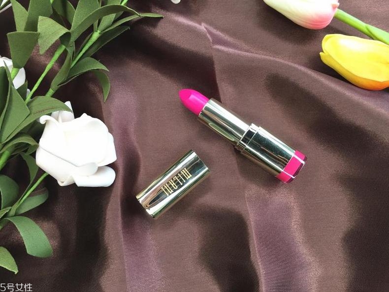 milani小金管14號(hào)顯白嗎 米蘭妮14號(hào)適合黑黃皮嗎 milani小金管14號(hào)顯白嗎 米蘭妮14號(hào)適合黑黃皮嗎