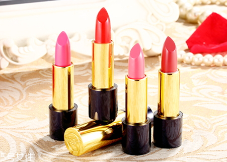 伊莎萊曼口紅多少錢(qián) 伊莎萊曼口紅價(jià)格貴嗎