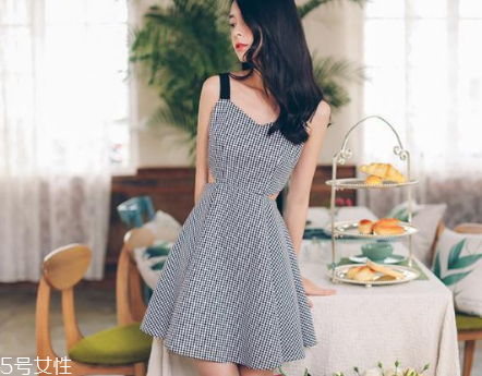 格子裙怎么搭配？格子裙搭配圖片