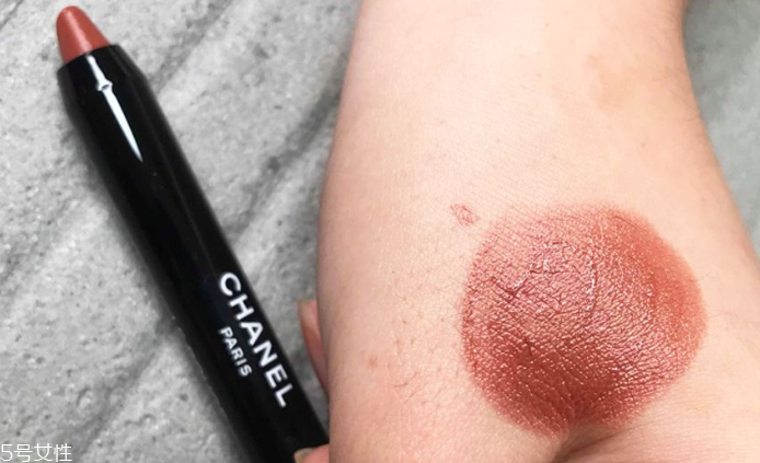 香奈兒2018夏季限量彩妝有什么_價格_試色 香奈兒2018夏季限量彩妝有什么_價格_試色
