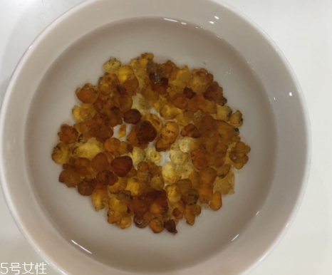 桃膠能和雞蛋一起吃嗎？桃膠配雞蛋可以嗎？