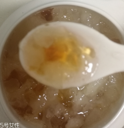 桃膠能和紅糖一起煮嗎？桃膠煮紅糖好嗎？