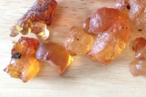 桃膠能治胃病嗎？胃病吃桃膠好嗎？