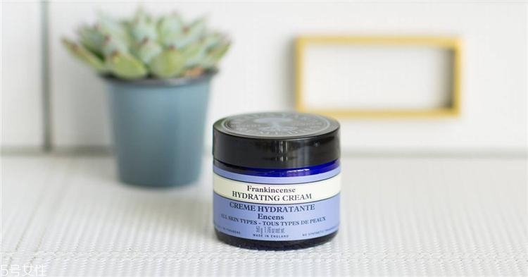 英國(guó)nyr適合什么人用 neal s yard王牌產(chǎn)品盤點(diǎn) 英國(guó)nyr適合什么人用 neal s yard王牌產(chǎn)品盤點(diǎn)