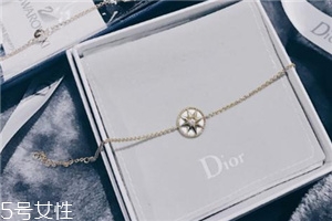 手鏈可以兩只手同時戴嗎？手鏈可以兩只手一起戴嗎