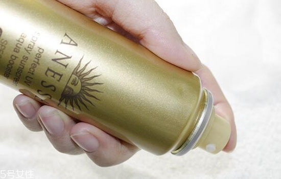 安耐曬和娜麗絲哪個好 安耐曬防曬和娜麗絲防曬區(qū)別對比 安耐曬和娜麗絲哪個好 安耐曬防曬和娜麗絲防曬區(qū)別對比