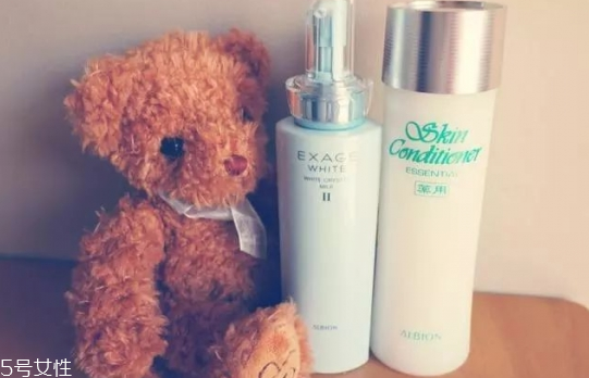 夏天用什么水乳好 適合夏天用的水乳 夏天用什么水乳好 適合夏天用的水乳