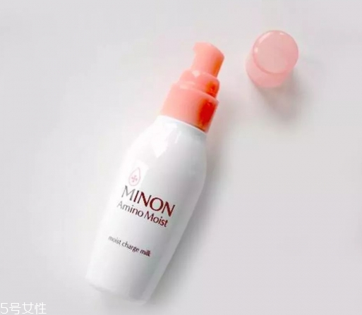 夏天用什么水乳好 適合夏天用的水乳 夏天用什么水乳好 適合夏天用的水乳