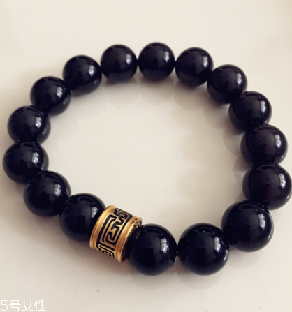 手鏈12顆珠子什么意思？手鏈12顆珠子代表什么