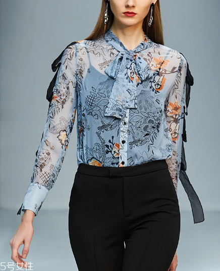 飄帶衣服怎么搭配？飄帶衣服搭配竅門