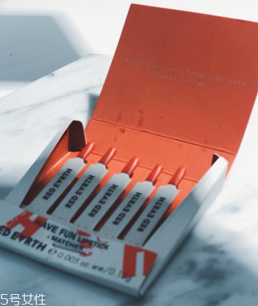 red earth紅地球火柴盒口紅多少錢 紅地球火柴盒口紅價(jià)格 red earth紅地球火柴盒口紅多少錢 紅地球火柴盒口紅價(jià)格