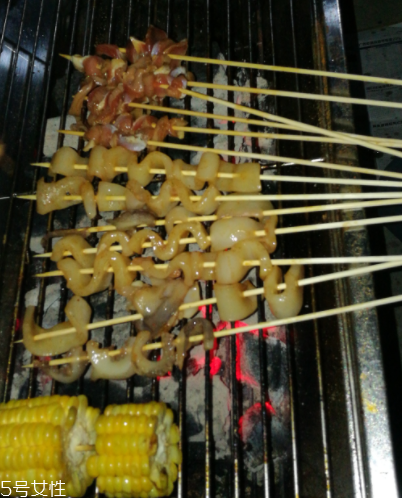 魷魚是烏賊嗎？魷魚跟烏賊是一種嗎？