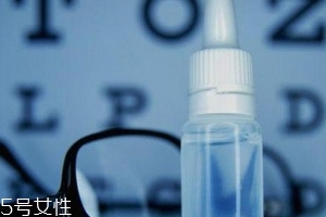 眼藥水什么時候滴最好？滴眼藥水的最佳時間