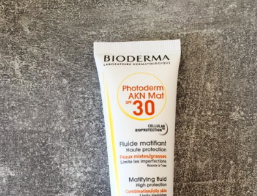 貝德瑪防曬霜怎么樣？貝德瑪防曬霜油不油