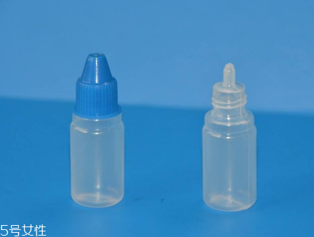 眼藥水是滴在眼睛里嗎？眼藥水是屬于外用的嗎？