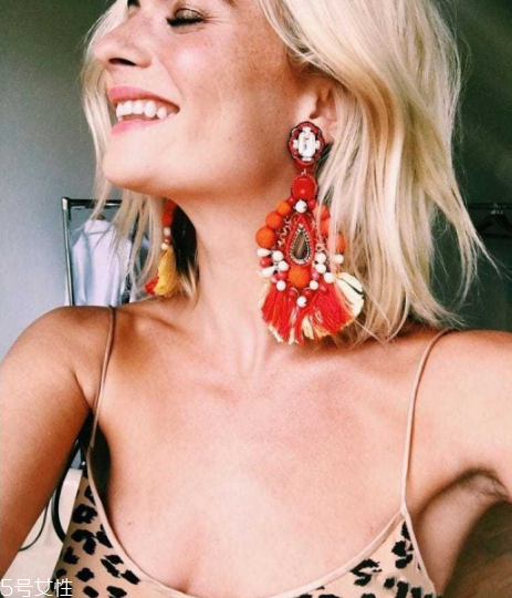 耳環(huán)褪色怎么辦？耳環(huán)褪色處理方法