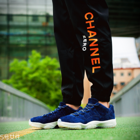 aj 11 low re2pect藍(lán)麂皮開(kāi)箱測(cè)評(píng)_上腳效果