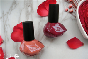 人魚(yú)之水指甲油健康嗎 人魚(yú)之水指甲油多少錢(qián)一只