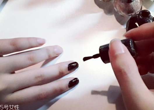 人魚之水指甲油是高端產(chǎn)品嗎 人魚之水指甲油試色分享 人魚之水指甲油是高端產(chǎn)品嗎 人魚之水指甲油試色分享