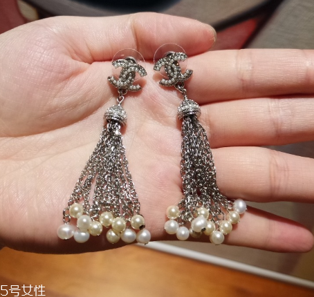 耳環(huán)什么材質(zhì)好？耳環(huán)常見材質(zhì)