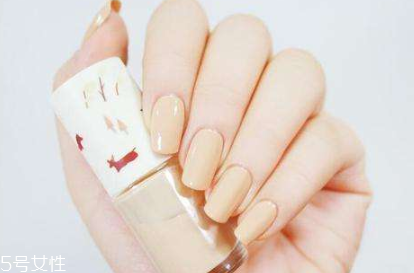 護甲油老人能用嗎？護甲油能治倒刺嗎？