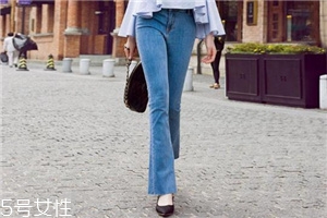 微胖女生適合什么牛仔褲？微胖女生牛仔褲穿搭技巧