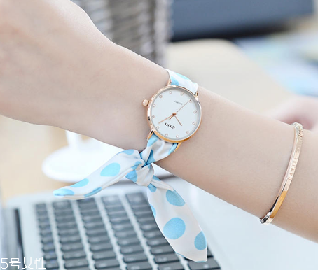 女生戴什么手表好看？適合女生戴的手表款式