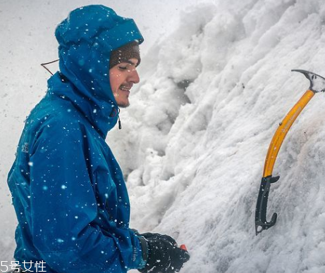 始祖鳥是奢侈品嗎？始祖鳥算不算奢侈品