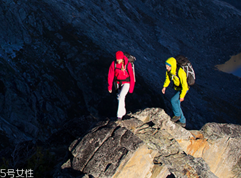 始祖鳥是奢侈品嗎？始祖鳥算不算奢侈品