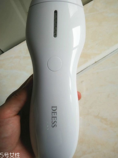 deess脫毛儀怎么用？蒂絲脫毛儀使用方法