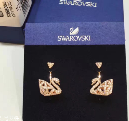 耳環(huán)和耳釘有什么區(qū)別？耳環(huán)和耳釘區(qū)別介紹