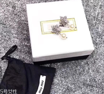 耳釘可以用碘伏消毒嗎？耳釘用碘伏消毒好嗎