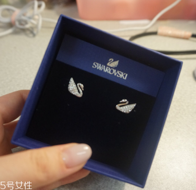 耳釘對耳唇有什么危害？耳釘對耳朵有哪些害處？