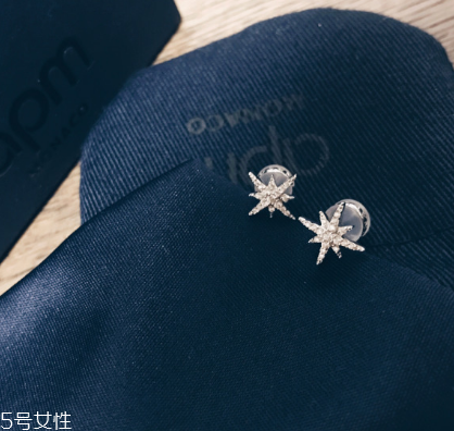 耳釘有異味怎么清洗？耳釘有異味清洗方法