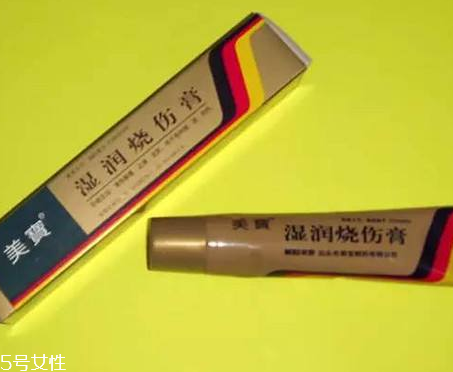 美寶濕潤燒傷膏有激素嗎？美寶濕潤燒傷膏是激素藥嗎？