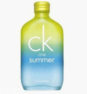 柑枳調(diào)香水白天用好還是晚上用好 柑枳調(diào)香水使用指南 柑枳調(diào)香水白天用好還是晚上用好 柑枳調(diào)香水使用指南