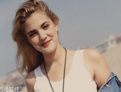 鼻翼縮小多久可以化妝？鼻翼縮小多長時間才能化妝？