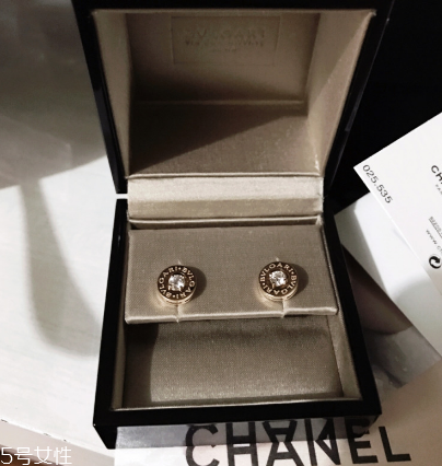 耳釘銀針黑了還能帶嗎？耳釘銀針黑了能繼續(xù)戴嗎？